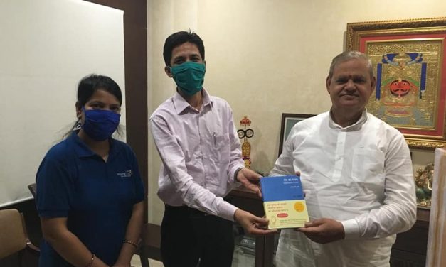 Mask Distribution by Jaipur Team