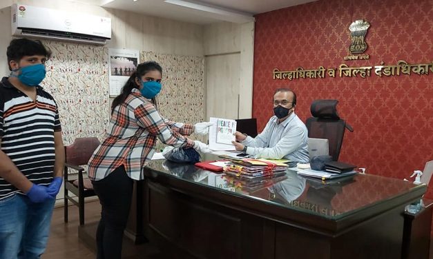 Mask Distribution Campaign in Mumbai